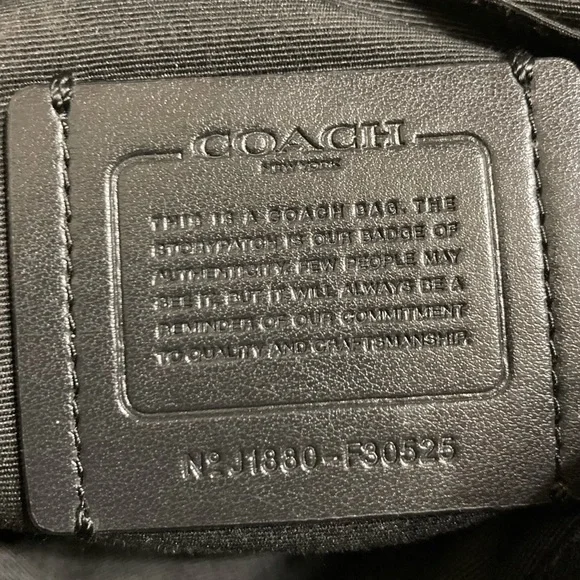 ๐ฃ COACH Faye ๐ฃ Mixed Materials Backpack in Black. - Picture 9 of 16